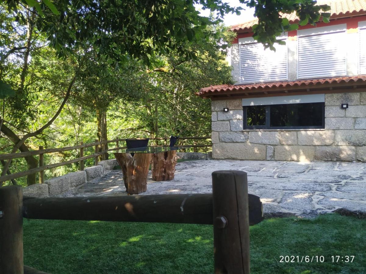 Casa Das Andorinhas 포보아데란호소 외부 사진