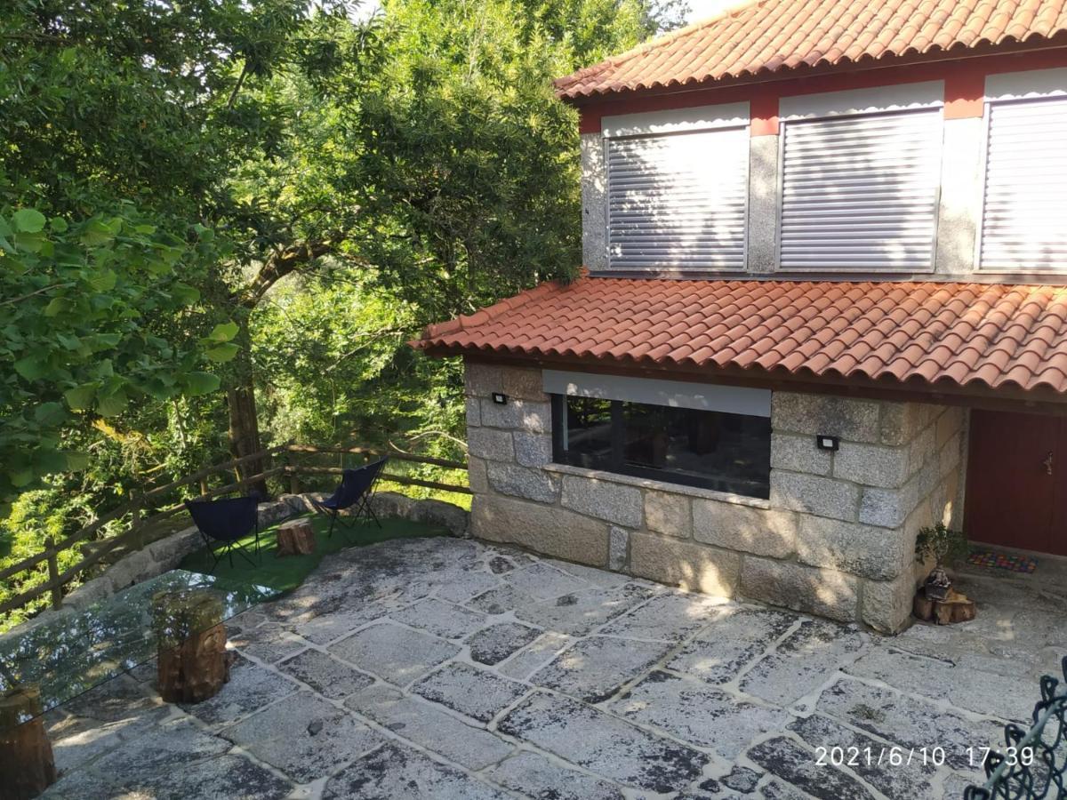 Casa Das Andorinhas 포보아데란호소 외부 사진